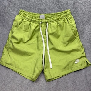 Pantalones cortos Nike para hombre verde medio - Imagen 1 de 6