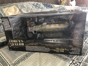 Forces Of Valor 1/32 Scale WWII German Sd. Kfz 251/1 Hanomag Kursk 1943 New - Picture 1 of 2