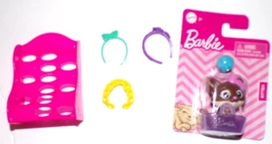 Barbie Haustier Kätzchen lila Korb & blau Garnknäuel 3 Haarteile & rosa Regal T2B - Bild 1 von 6