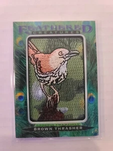 2021 UD Goodwin Champions Feathered Creatures Parche Marrón Thrasher #FC-18 - Imagen 1 de 2
