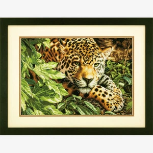 Dimensions Gold Cross Stitch Kit - Leopard in Repose - Bild 1 von 1