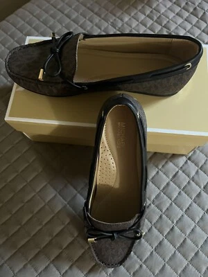 Michael Kors Sutton Moc Flats Sz 7 Print Mac Brown/Black Slip On - Image 1 of 4