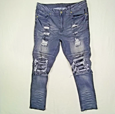 RUE 21 BLACK JEANS SKINNY SUPREME FLEX 36/32 DISTRESSED Grunge - Image 1 of 4