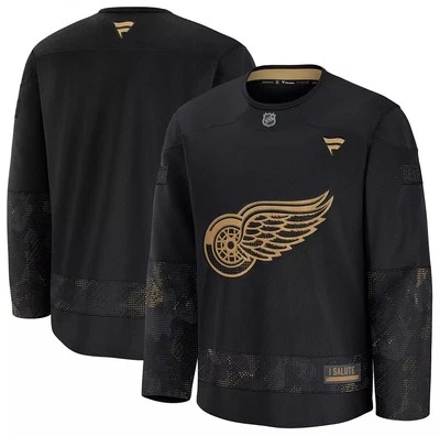 Camiseta masculina nova com etiquetas Fanatics Detroit Red Wings saudação militar preta camuflagem NHL tamanho M - Imagem 1 de 4