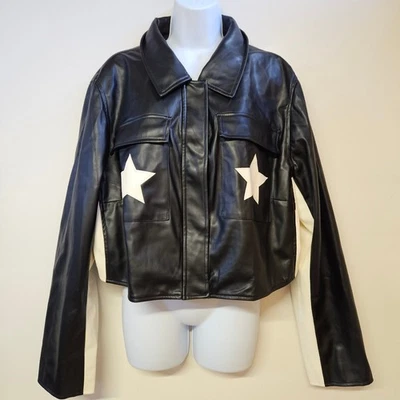 Chaqueta Forever 21+ de imitación de cuero blanca y negra talla 3X nueva con etiquetas estrellas informal gótica  Foto 1 de 4