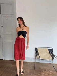 Gonna vintage Hoss Intropia rosso intenso - etichetta taglia L, elegante vita avvolgente, lusso bo - Foto 1 di 10