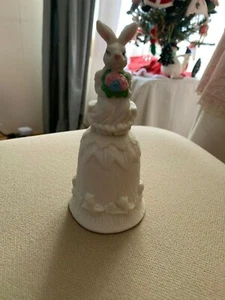 VTG BUNNY CERAMIC COLLECTIBLE FIGURINE RINGING BELL EASTER LOUD DINNER BELL!! - Picture 1 of 8