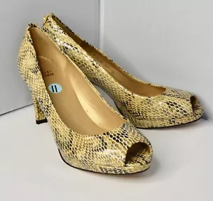 Stuart Weitzman Logo Plainfield Schlangenmuster Leder Peeptoe Pumps Größe 11 - Bild 1 von 11