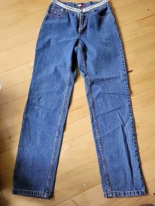 Tommy Hilfiger Mid Rise Straight Medium Wash Womens Blue Jeans Sz 14 /28inW X 31 - Picture 1 of 7