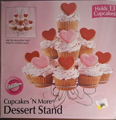 Wilton Cupcakes ‘N More (Soporte de Postre) NUEVO en Caja  Foto 1 de 4