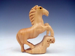 Boxwood Hand Carved Japanese Netsuke Sculpture Running Horse Legs Up #06142303 - Imagen 1 de 6