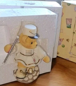 Cherished Teddies Vivienne Enesco 1999 Parade Bear Membears Only Figur  - Bild 1 von 7