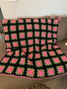 Afghan Crochet 3D Flower Granny Square Blanket Throw Pink, Green, Black 43x43 - Picture 1 of 7