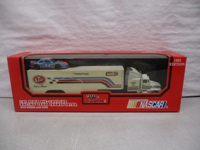1993 Racing Champions Richard Petty STP Team Transporter 1/64 - Image 1 of 2