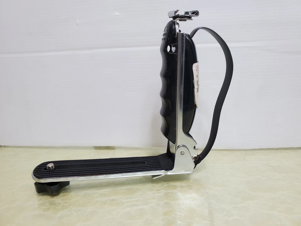 Folding Flash Bracket Metal made in Japan - Image 1 of 4