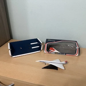 CORGI 650 CONCORDE BRITISH AIRWAYS NEW ORIGINAL DIE CAST WITH IT'S STAND & BOXES - Picture 1 of 24