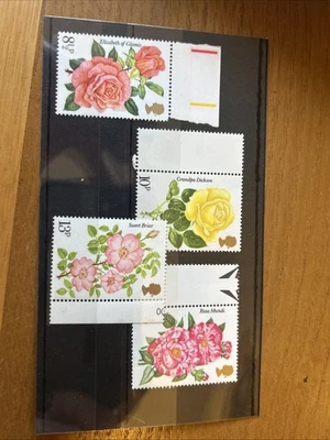 GB Mint 1976 Set of Roses Unmounted Mint Stamps SG 1006-09 - Image 1 of 4
