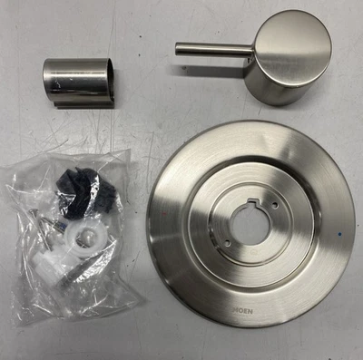 Kit de molduras de ducha Moen Align 1 mango níquel cepillado UT2191BN Foto 1 de 4