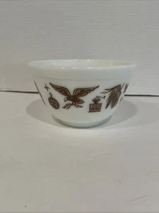 PYREX Early American White Round Mixing Bowl 401 Smallest 1 1/2 pt. - Picture 1 of 11