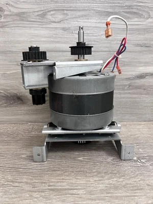 Chamberlain Garage Door Motor 123C0180 - Image 1 of 3