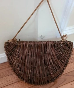 Vintage Primitive, Rustic, Farmhouse Wall Pocket Basket (L38) - Picture 1 of 22