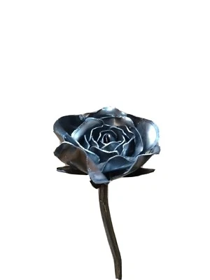 10 Piece DIY Weld Together Metal Rose Kit - Image 1 of 4