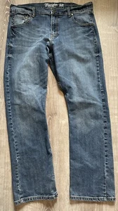Wrangler Retro Slim Boot Denim Blue Jeans Men’s Size 39w x 31L - Picture 1 of 11