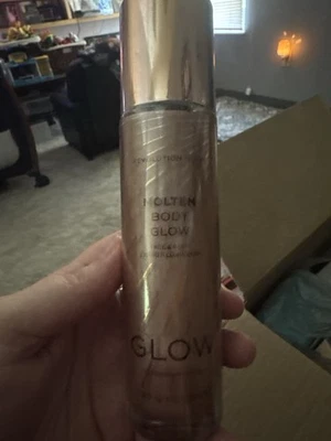 Revolution Molten Body Glow Rose Gold Face & Body Liquid Illuminator 3.38 fl oz - Image 1 of 2