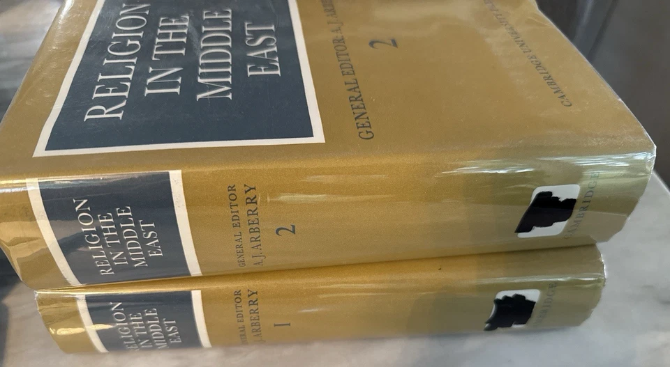 RELIGION IN THE MIDDLE EAST A.J. Arberry 2 Vol Set HC 1969 Cambridge Exlib Judai - Image 1 of 3