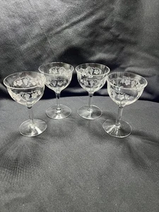 Vintage Weingläser mit Stiel gepresste Traube & Weinrebe 4er Set CHIPS Vertiefung - Bild 1 von 7