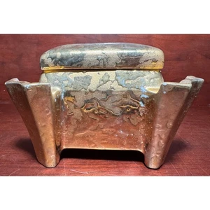 Weinende antike Schmuckschatulle 22 Karat Gold strukturiert antike Reproduktion  - Bild 1 von 9