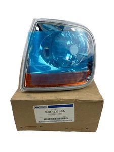 NOS Genuine Ford OEM 2004 SVT Lightning F-150 LH Clear Park Lamp 3L3Z-13201-BA - Foto 1 di 14