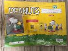 Action figure Peanuts Statuette in 3D n 1 Buon Natale Snoopy + Poster
