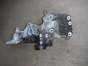 RENAULT CLIO II 2 B 4-TÜRER 1,4L 1999 SPANNROLLENHALTER SPANNROLLENTRÄGER - Bild 1 von 1