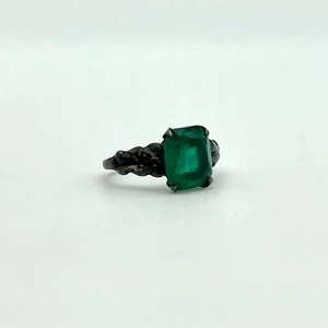 Sterling Silver Green Stone Ring Vintage Style Statement Ring Size 2.5 - Picture 1 of 6