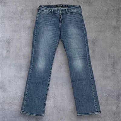 Lucky Brand Sweet Straight Women’s Jeans Size 10/30 Medium Wash Denim - Image 1 of 4