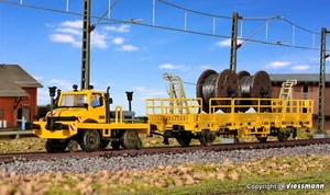 Kibri 16062 Two-way UNIMOG with push-pull frame and low side car for catenary co - Picture 1 of 5