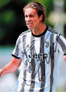 Kenan Yildiz (13x18cm / 7x5") autógrafo firmado JUVENTUS PRUEBA FOTOGRÁFICA GF180 UH - Imagen 1 de 2