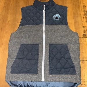 Vans Skateboards Authentic Puffer Vest - Medium - Picture 1 of 8