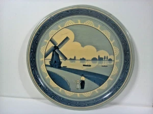 10.5" Metal Dutch Scene Tray Blue Made in England Windmill Boats Delft Inspired - Picture 1 of 3