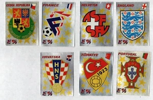 7 SCUDETTI EURO 96 CALCIATORI PANINI NUOVI DA BUSTINA CON VELINA - Foto 1 di 2