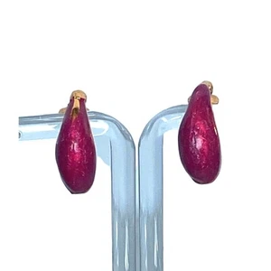 Vintage gold tone enamel raspberry red pink drop unsigned earrings OS - Picture 1 of 7