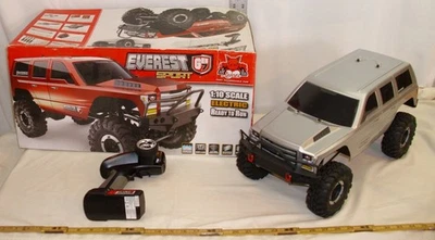 REDCAT EVEREST GEN 7 SPORT MONSTER TRUCK OFF ROAD MODEL RC BOXED - Image 1 of 4