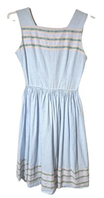 Vestido Vintage Hecho a Mano Para Mujer Pequeño Bordado Casa Pradera Lechera Ajuste Acampanado Foto 1 de 4