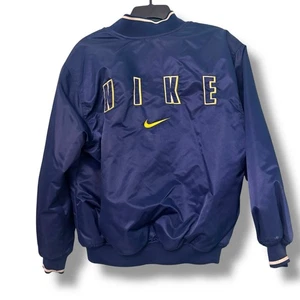 Vintage Nike 90s Satin Bomber Varsity Jacket Boys Large Spell Out Navy Blue - Bild 1 von 10