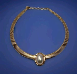 Christian Dior Faux Pearl Cabochon Omega Kette Halskette goldfarben Vintage - Bild 1 von 14