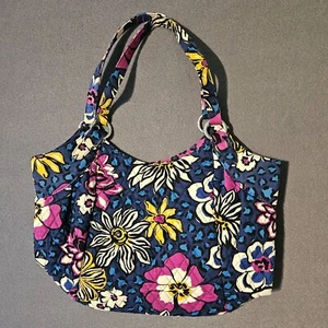 Vera Bradley Handtasche Tasche Beuteltasche African Violet Weekender Innentaschen Außentaschen lila - Bild 1 von 11