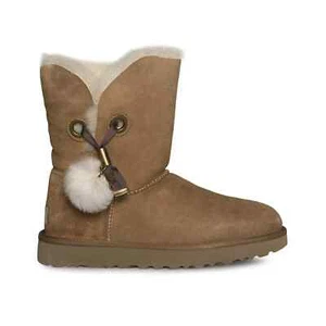 Bota UGG Irina Tessie Pom Pom Mujer 7 Castaño Cristal Detalle Gamuza 1138130 - Imagen 1 de 5