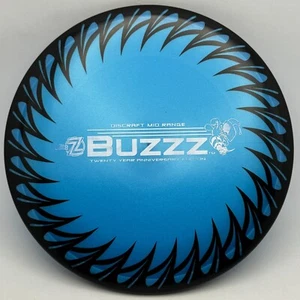 Discraft Buzzz Z 20th Anniversary 179g glitter blu sega pungiglione tintura cappellaio - Foto 1 di 11