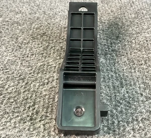 Genesis G70 2022–2025 Rear Lower Rail Bumper Bracket 86636-G9500 🚗🔧 - Bild 1 von 13